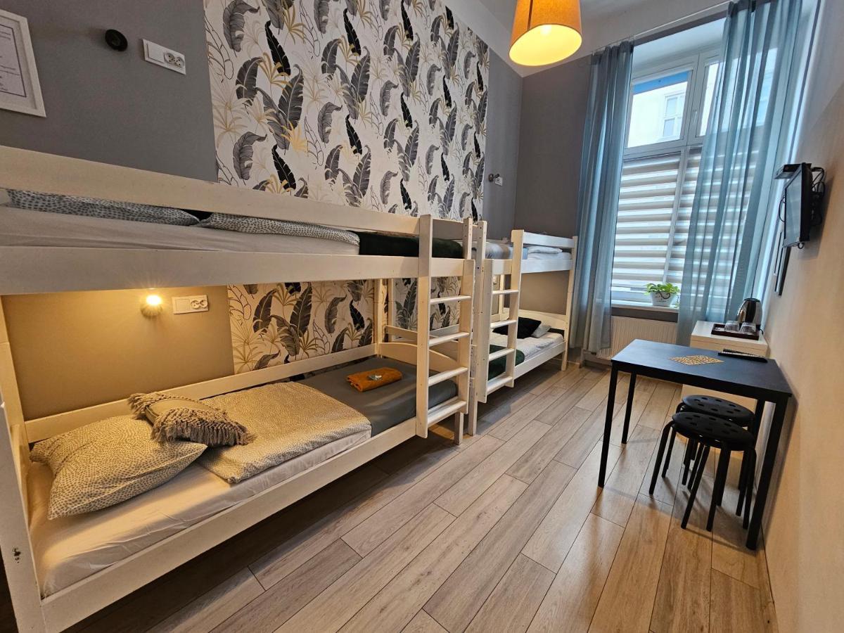 Habitación Cuádruple con baño compartido